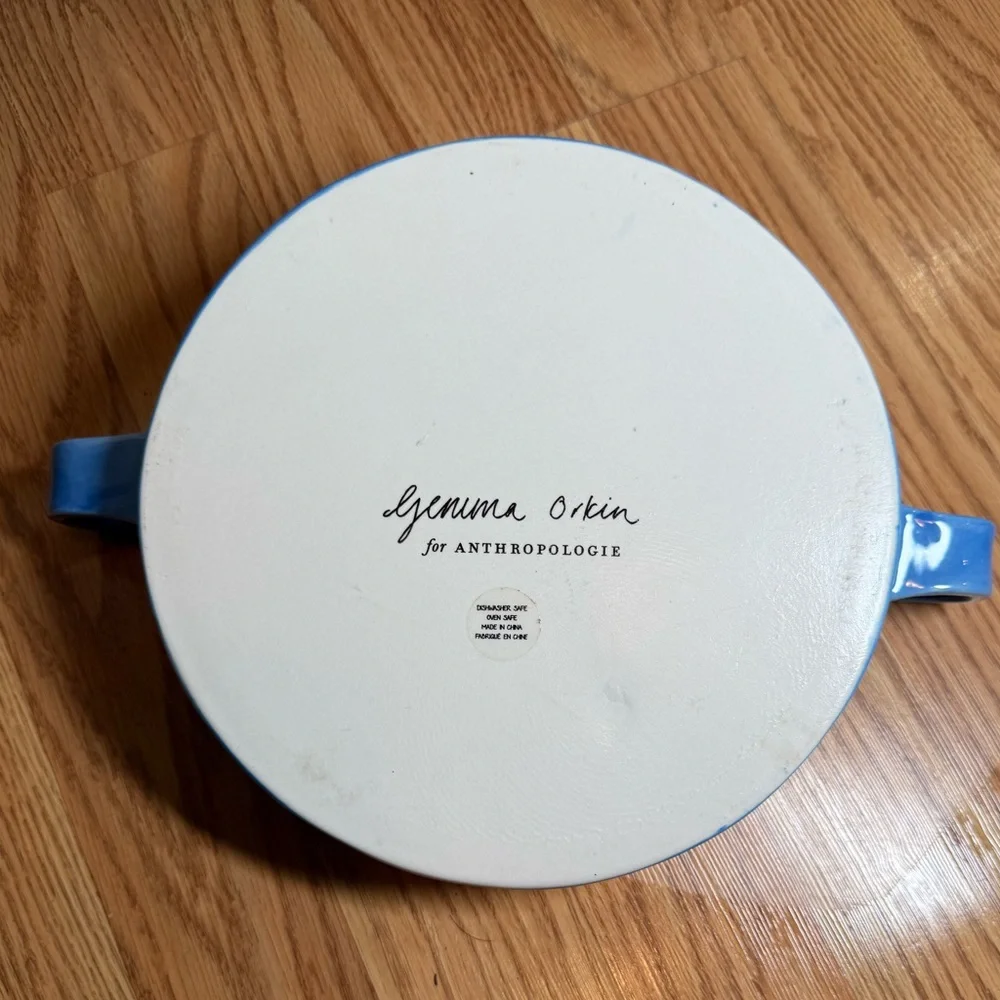 Anthropologie , Gemma Orkan Handpainted Blue with Handles Dog Dish,With 3 Dogs